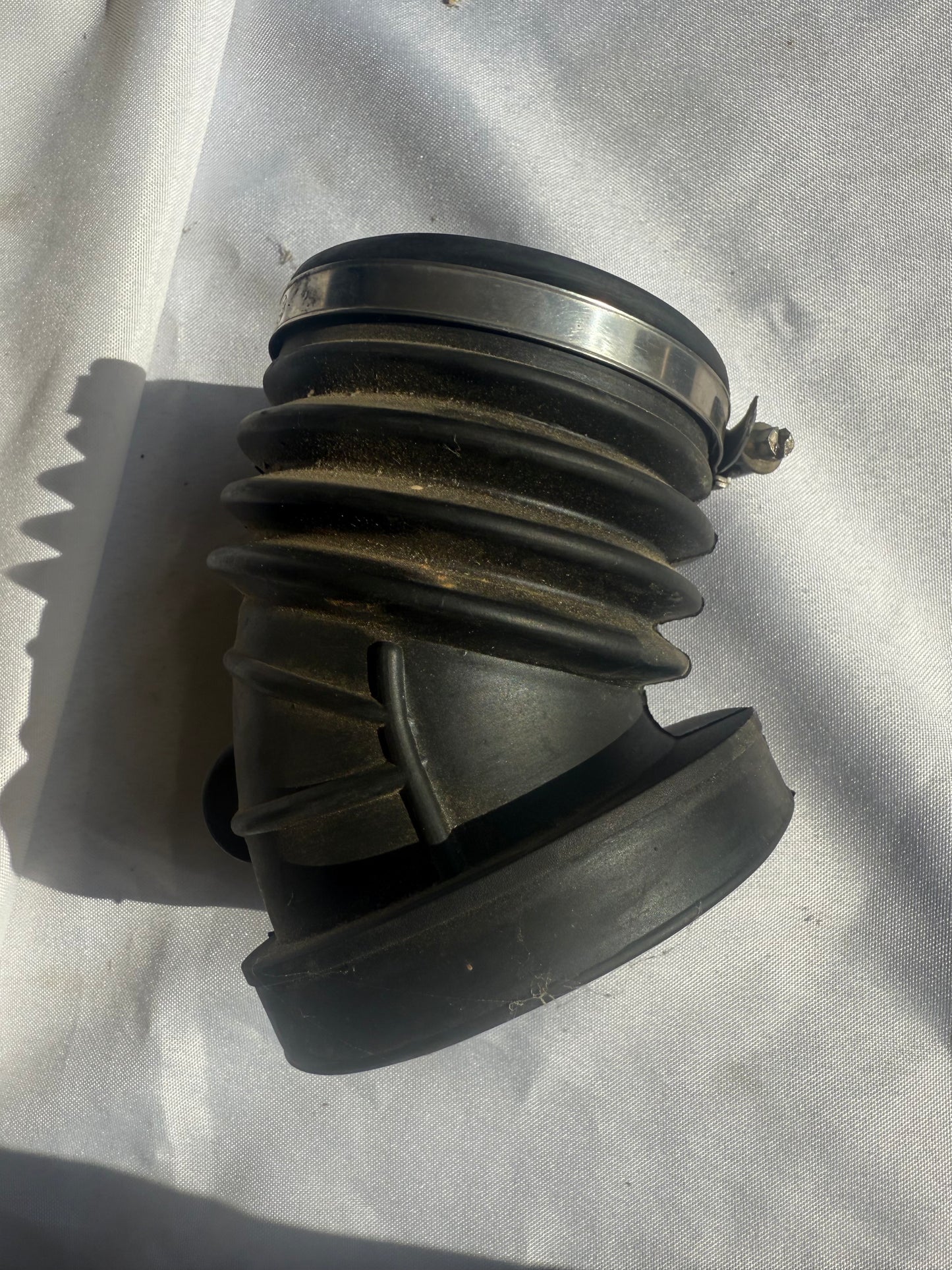BMW E36 Secondary Throttle Housing tube Rubber Boot ASC 13541703694