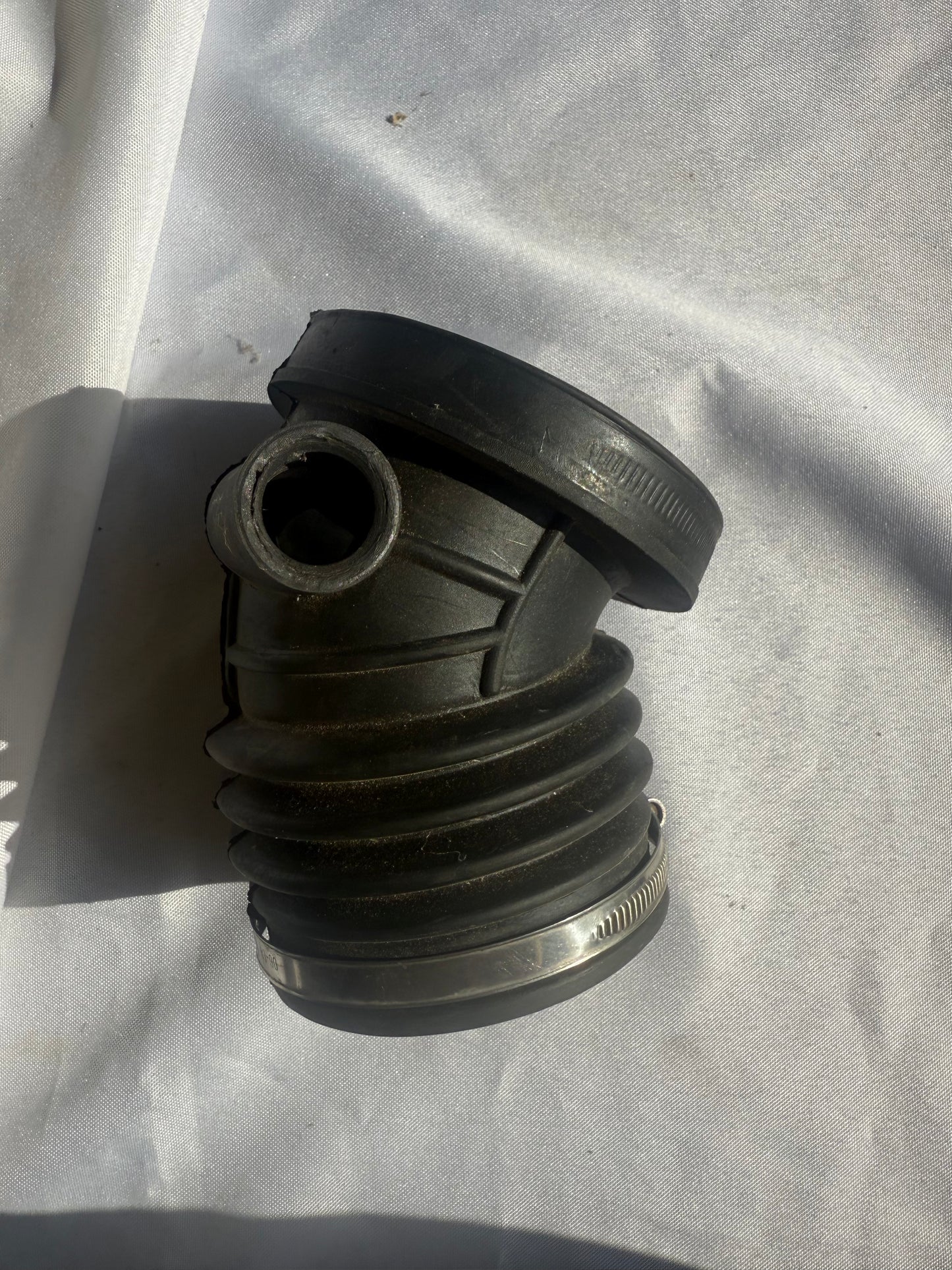 BMW E36 Secondary Throttle Housing tube Rubber Boot ASC 13541703694