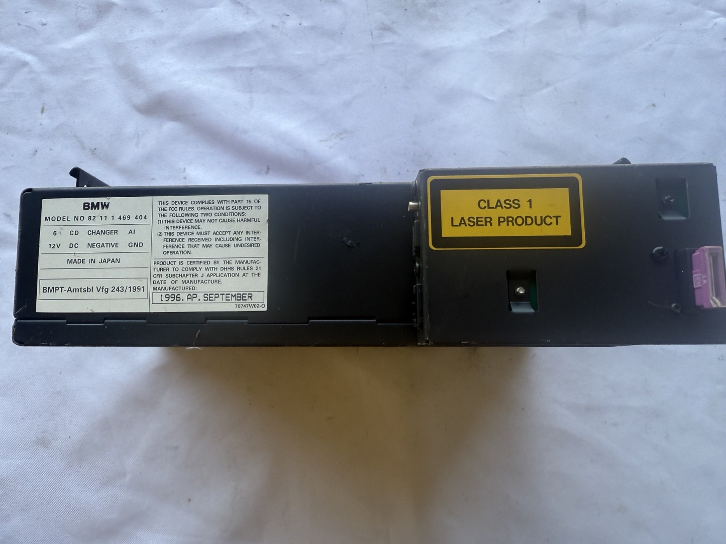 BMW OEM 6 CD Changer E36 E46 E39 X3 X5 Z3 Z4 82111469404