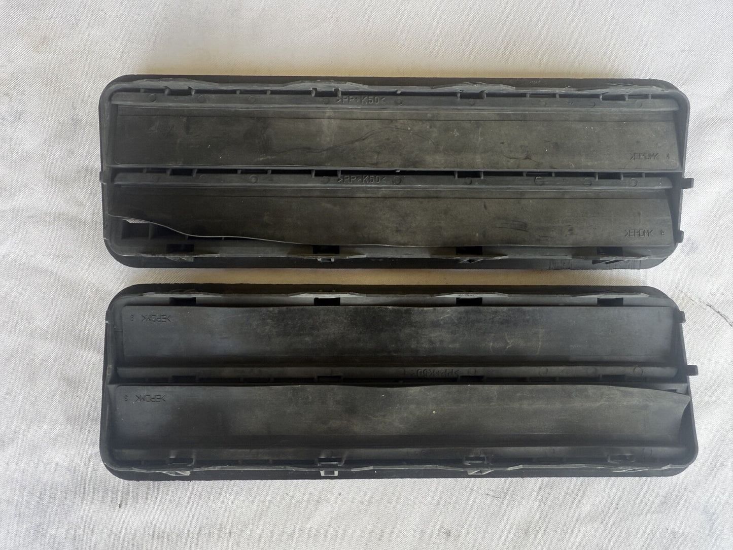 BMW OEM E36 Trunk Breather Vent 64228151887