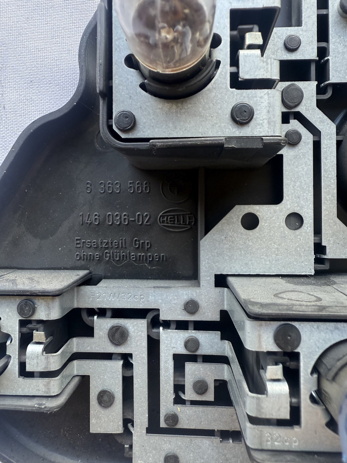 BMW OEM E39 5 Series Right Tail Light Bulb Socket 63218363566