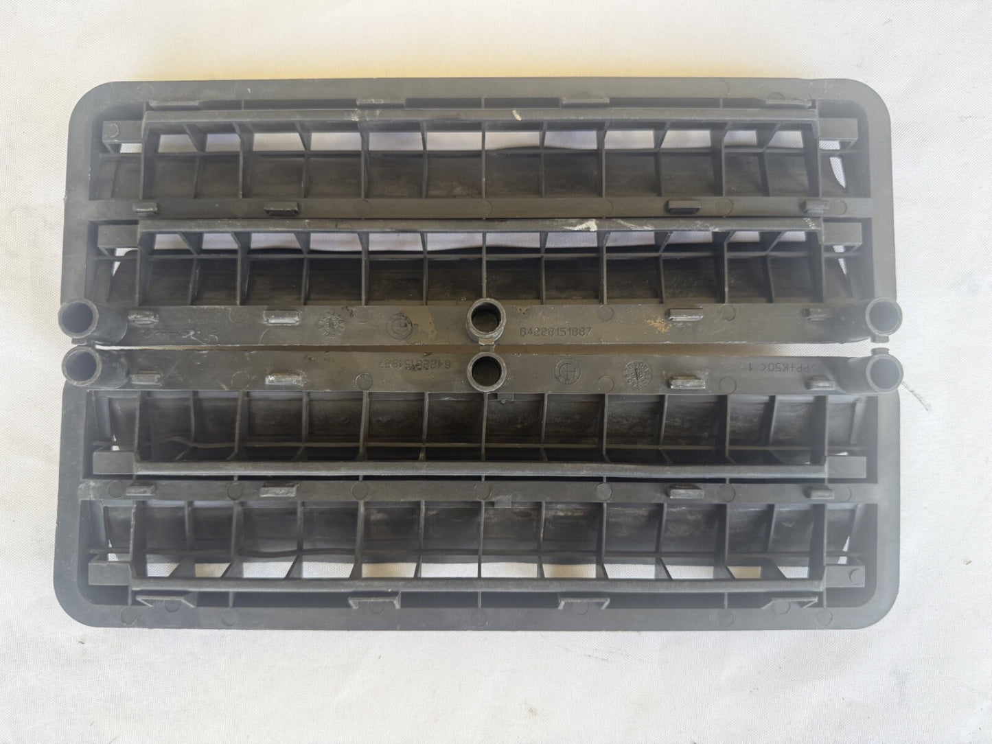 BMW OEM E36 Trunk Breather Vent 64228151887