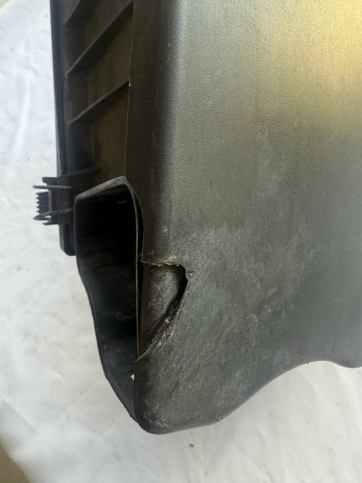 BMW OEM E46 X3 Intake Muffler Air Box 13717501975