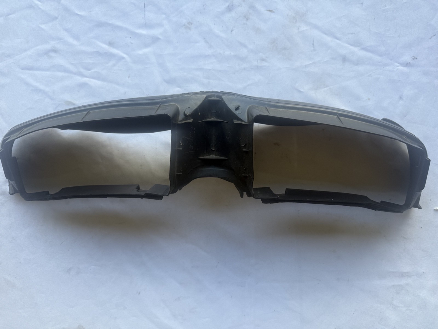 BMW OEM E90 E91 Front Grille Air Guidance Top Front 51117134099