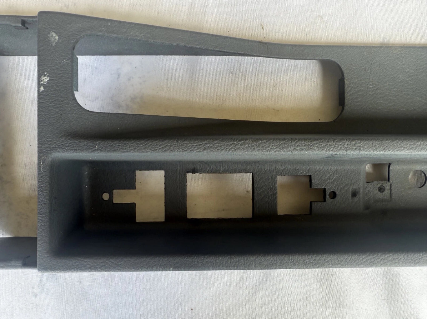 BMW OEM E36 M3 Grau Gray Center Console 51168162674