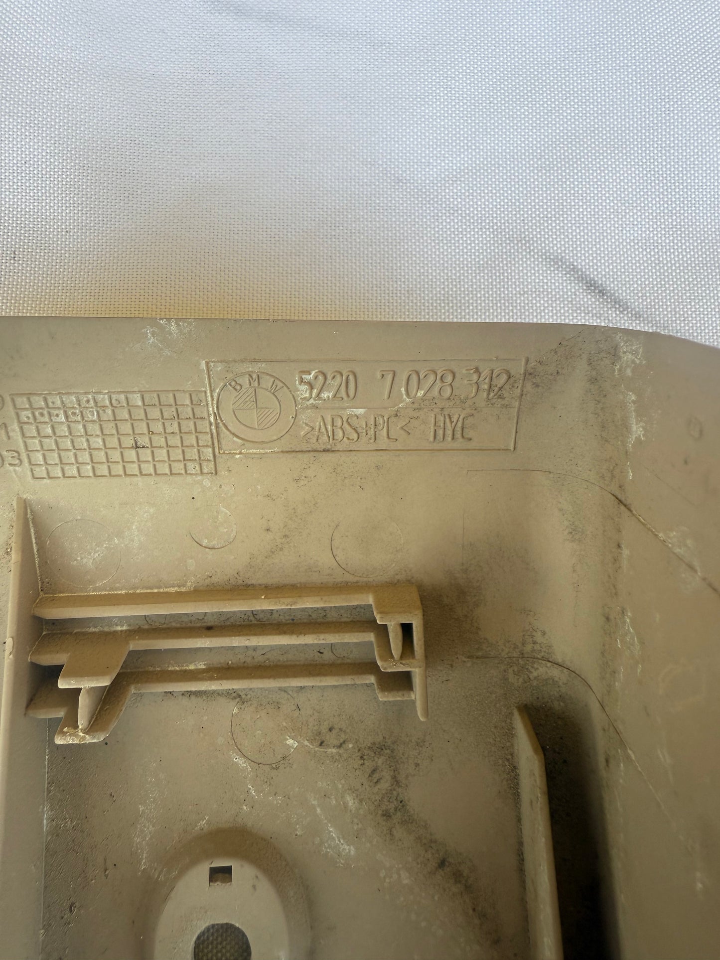 BMW E46 325Ci Window Motor Cover Trim Right Tan Beige 52207028312