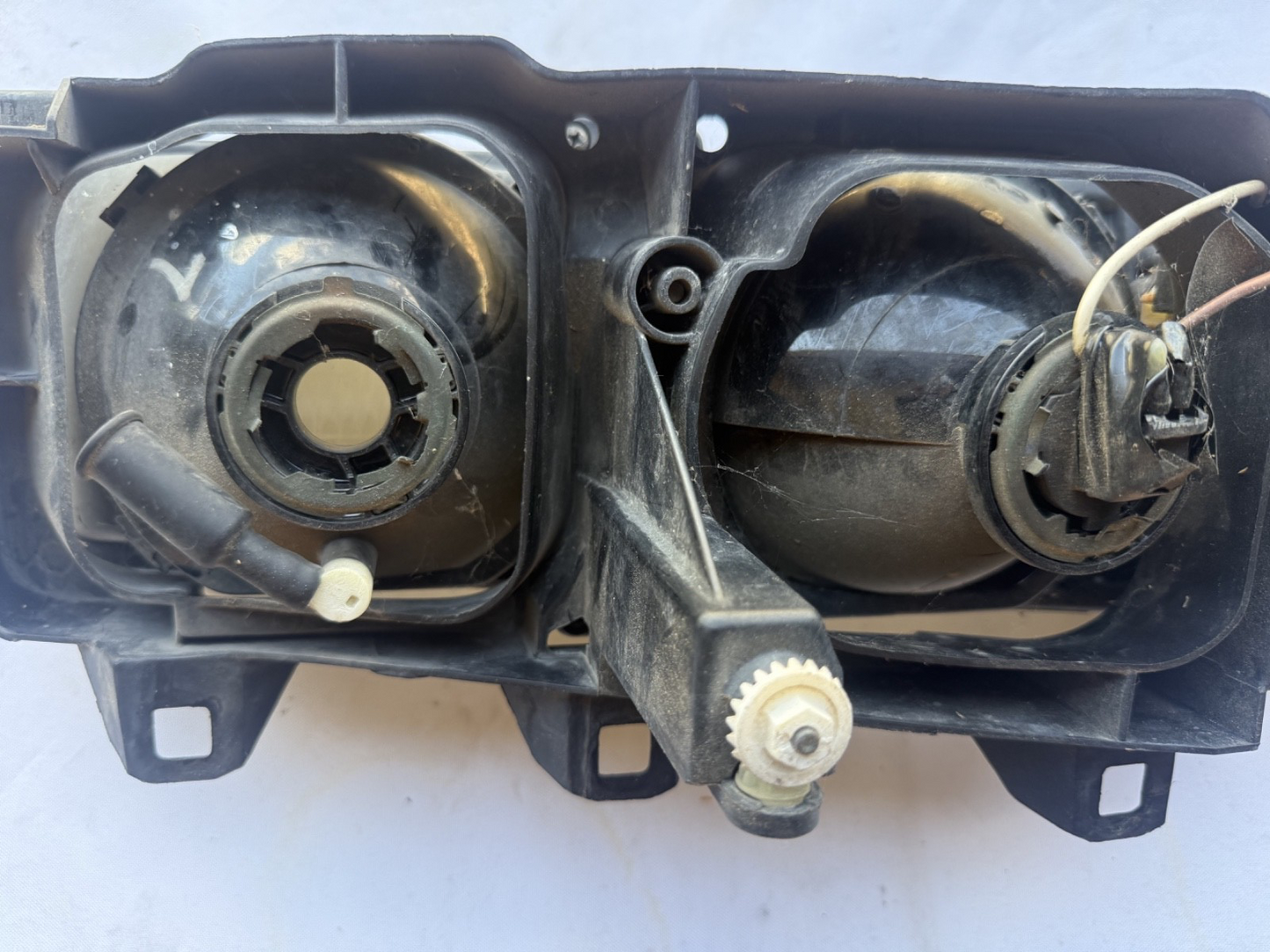BMW OEM 90-99 E36 Left Headlight Turn Signal 63138353279 63121387861