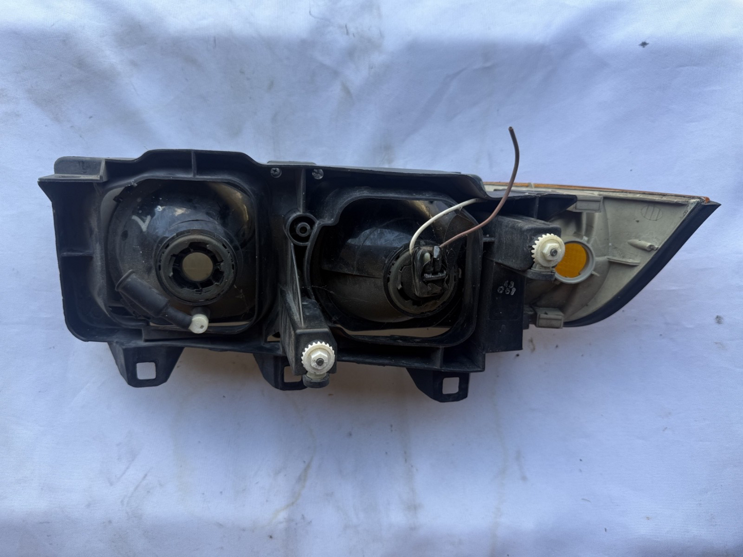 BMW OEM 90-99 E36 Left Headlight Turn Signal 63138353279 63121387861