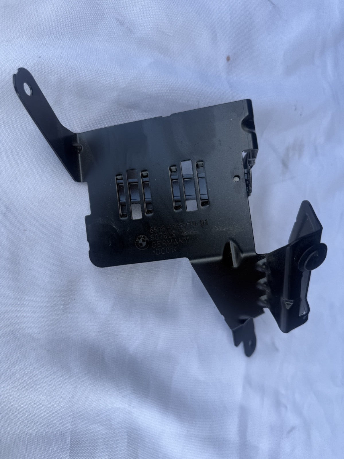 BMW OEM 5 Series E60 Amplifier Hifi System Holder 65159135719
