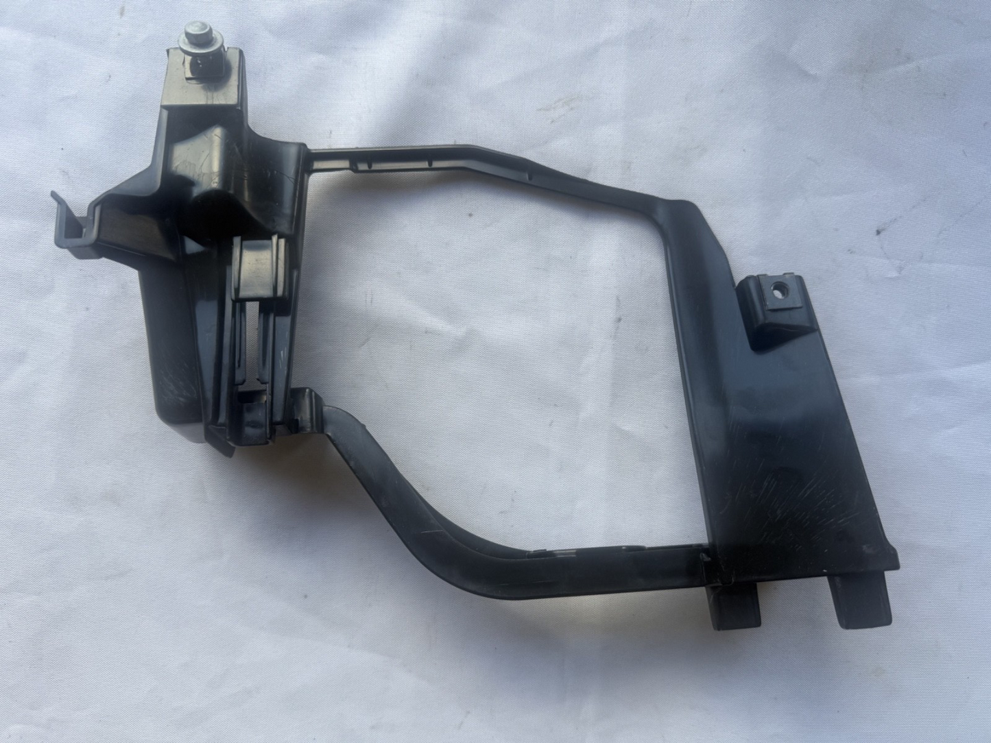BMW OEM E60 E61 5 Series Right Headlight Bracket 63126936090