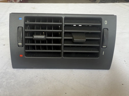 BMW OEM E39 Rear Air Vent 64228376150