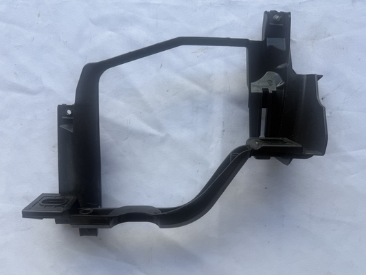 BMW OEM E60 E61 5 Series Right Headlight Bracket 63126936090