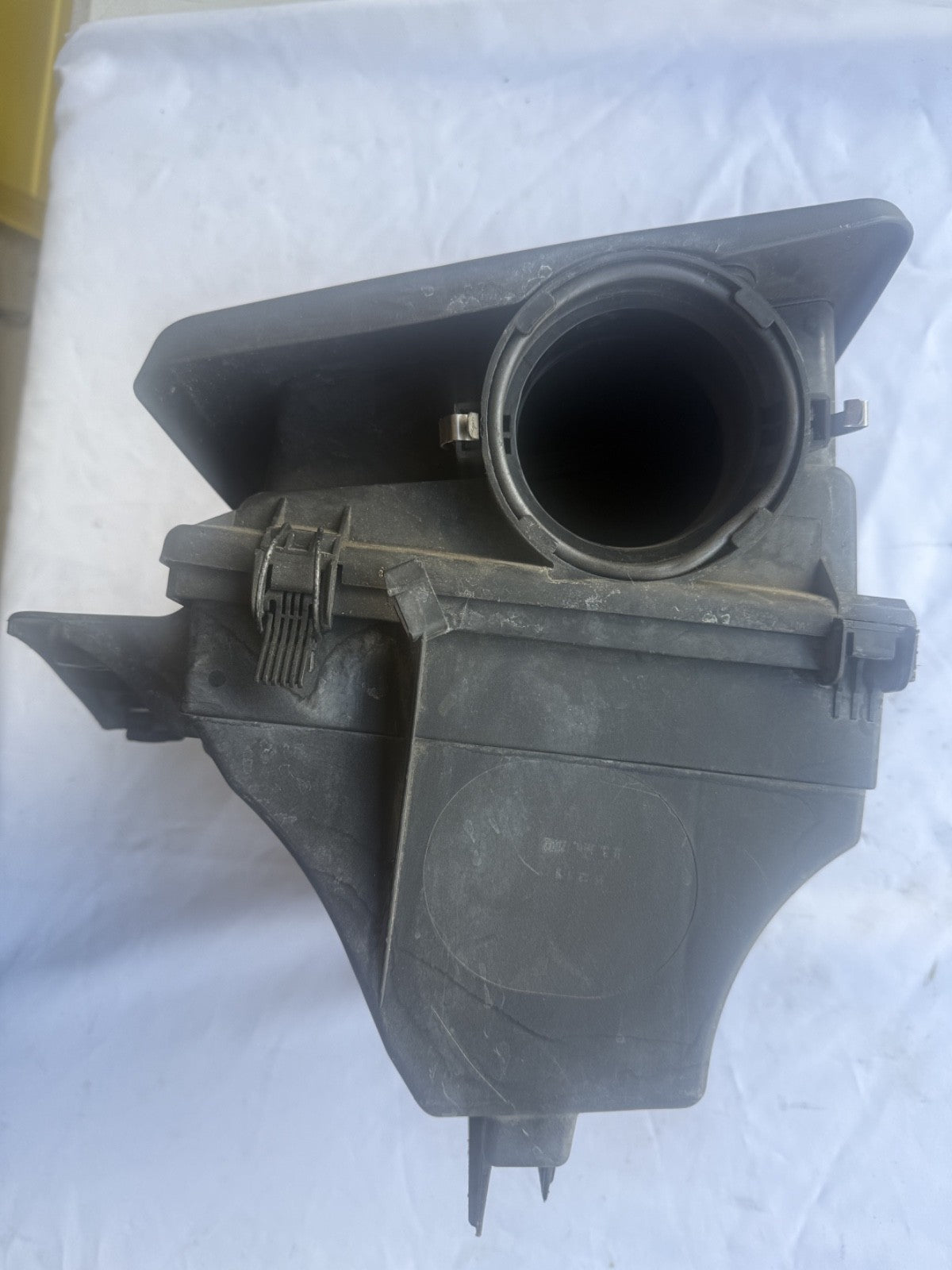 BMW OEM E46 X3 Intake Muffler Air Box 13717501975