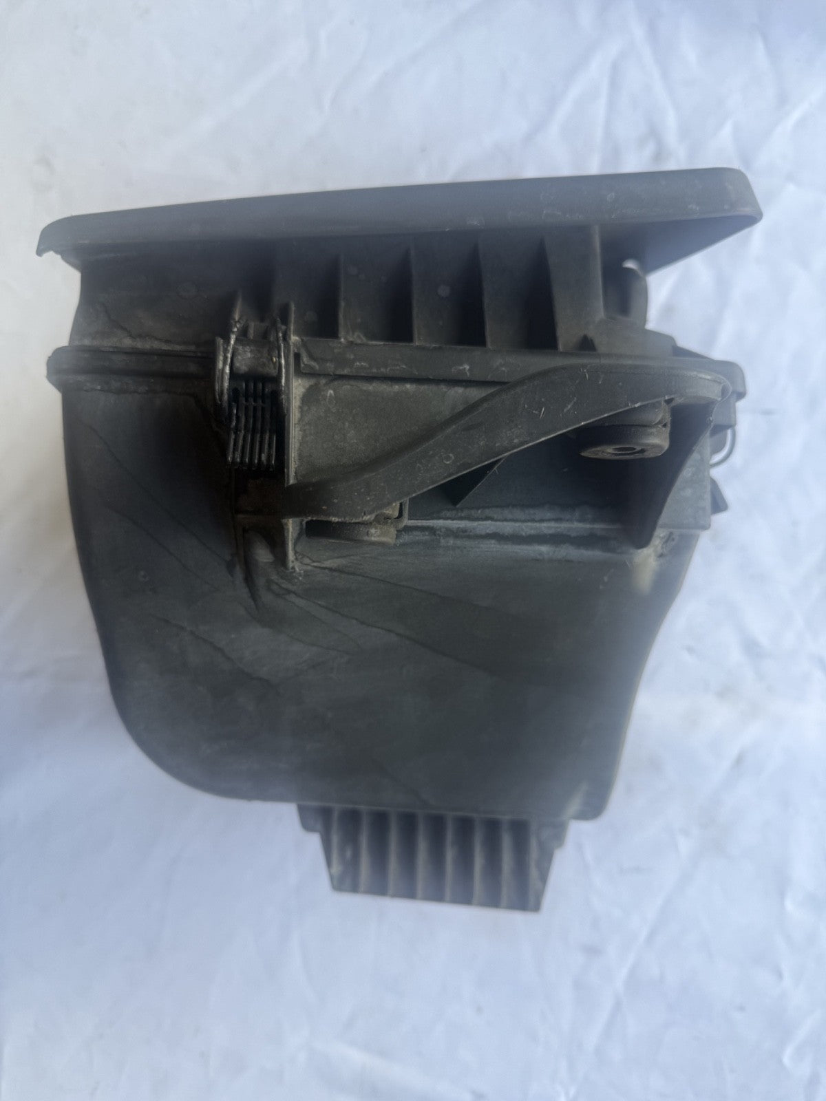 BMW OEM E46 X3 Intake Muffler Air Box 13717501975