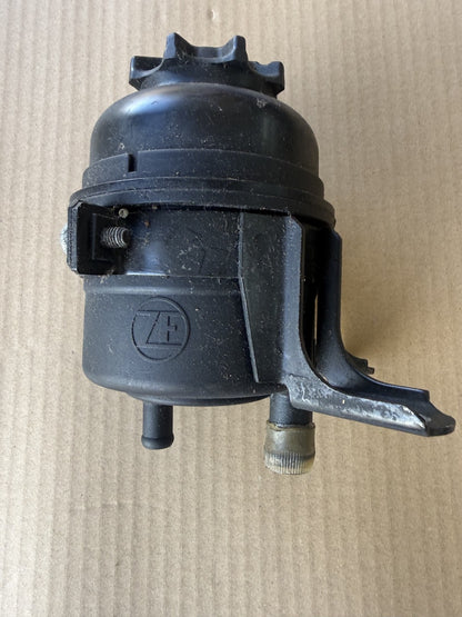 BMW OEM Power Steering Oil Carrier 32416851217