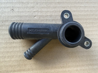 BMW OEM E36 E34 Z3 Cylinder Head Coolant Flange Connector 284198624