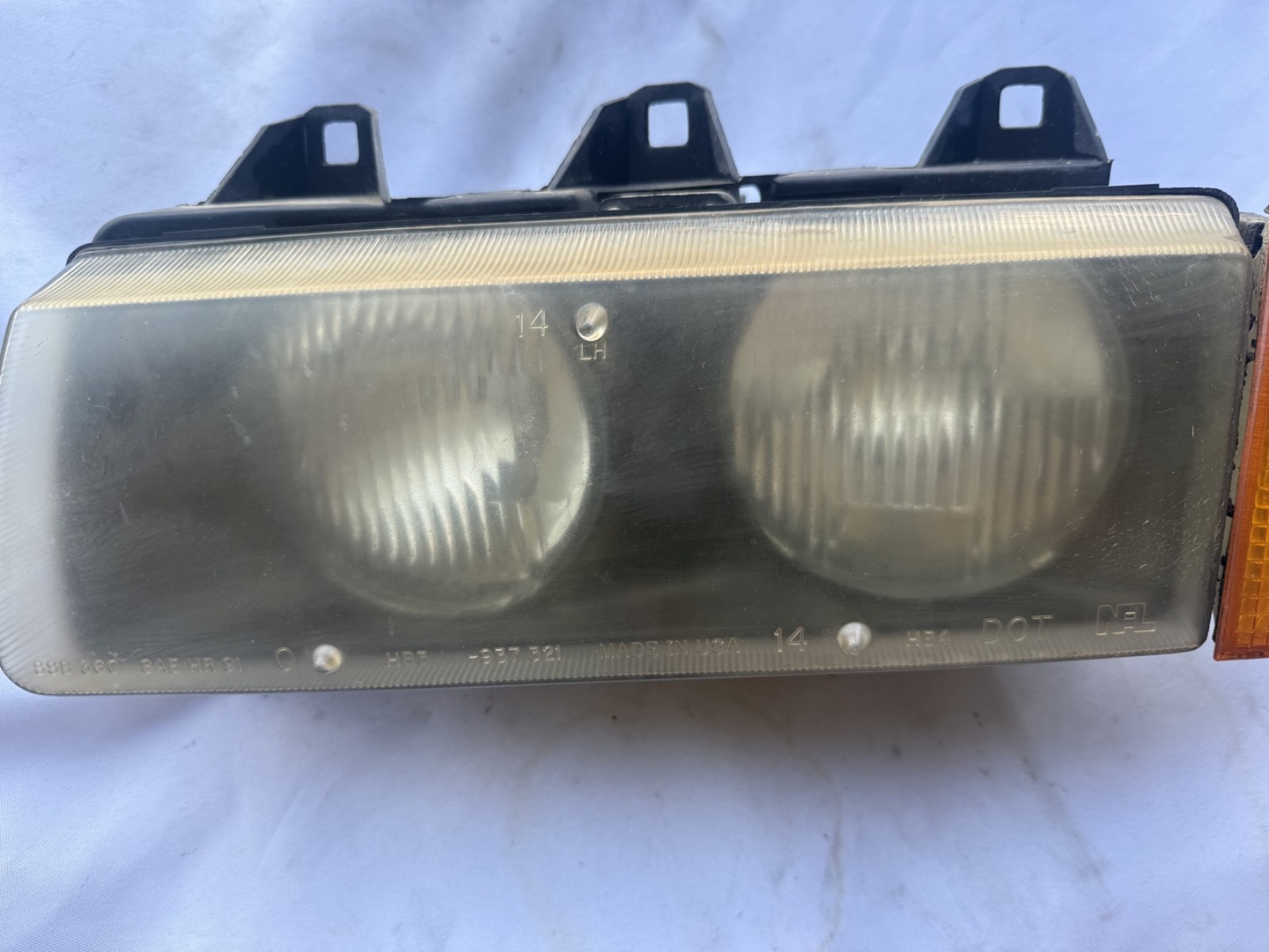 BMW OEM 90-99 E36 Left Headlight Turn Signal 63138353279 63121387861