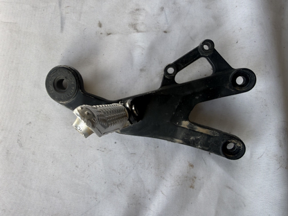 BMW OEM K42 K46 S 1000 RR Right Footpeg Plate 46717708574