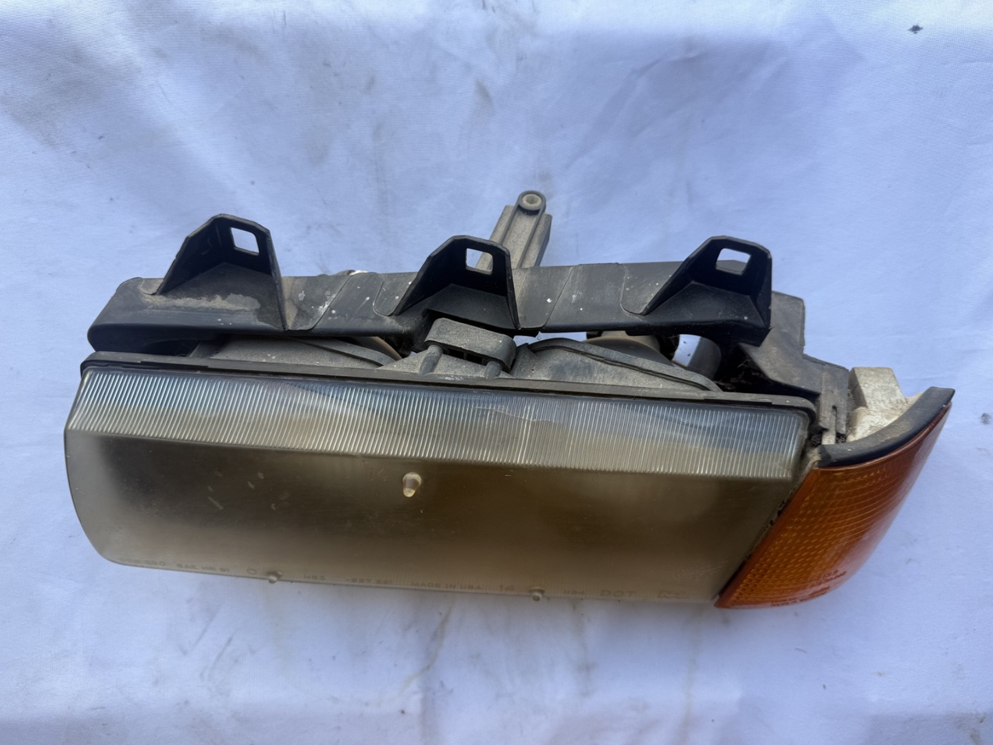 BMW OEM 90-99 E36 Left Headlight Turn Signal 63138353279 63121387861