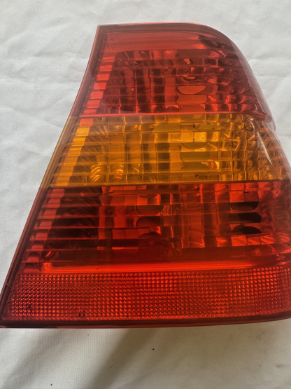 BMW OEM E46 Sedan Right Rear Tail Light 63216946534 388022