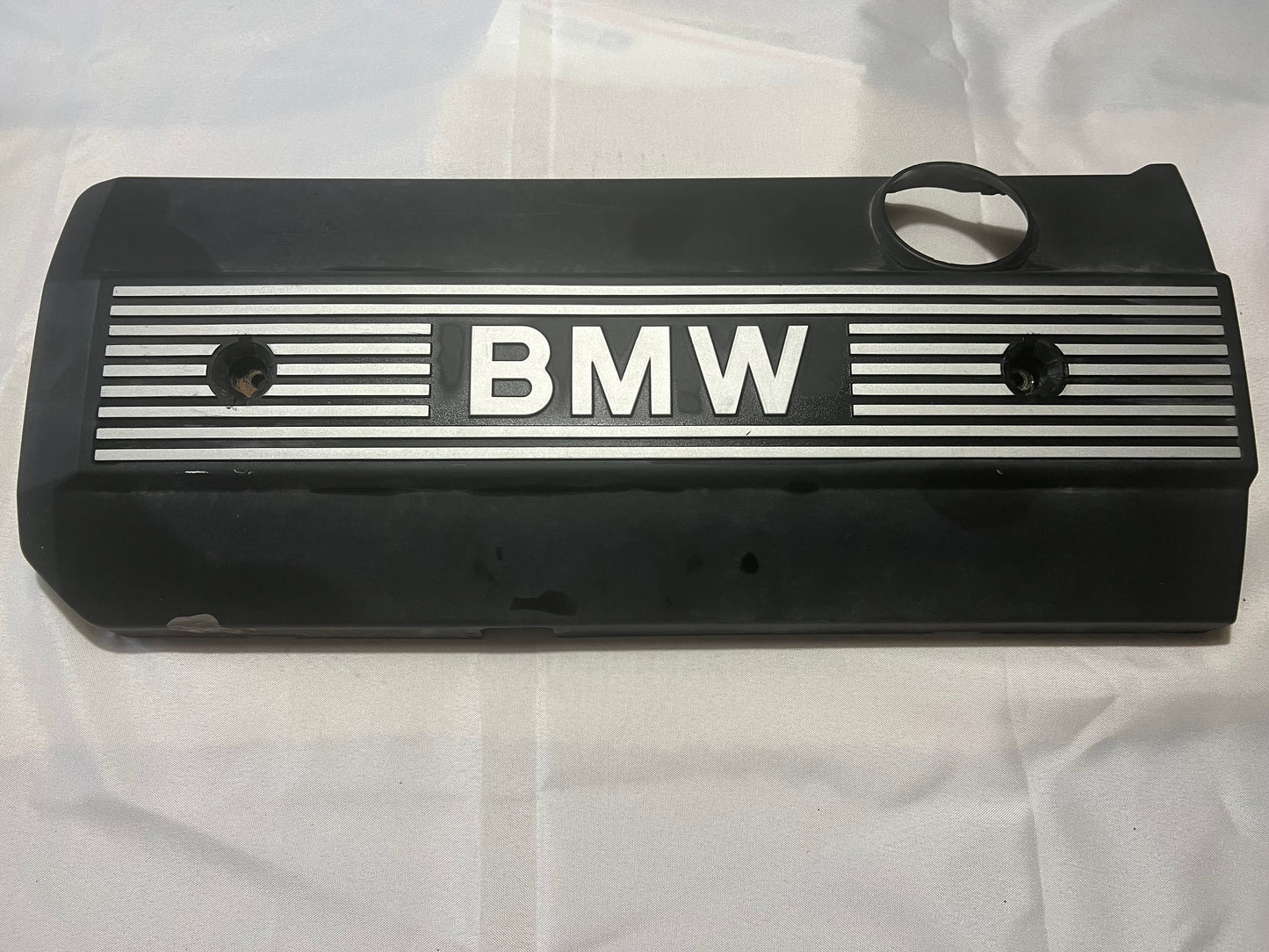 BMW E36 E39 BMW M52 Engine Cover 11121748633 323i 328i 528i Z3 OEM