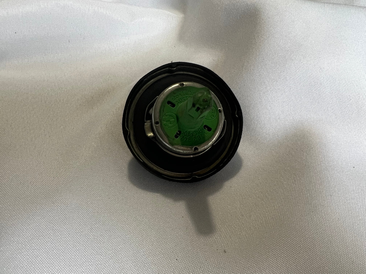 BMW Fuel Cap with Pin OEM  1183342